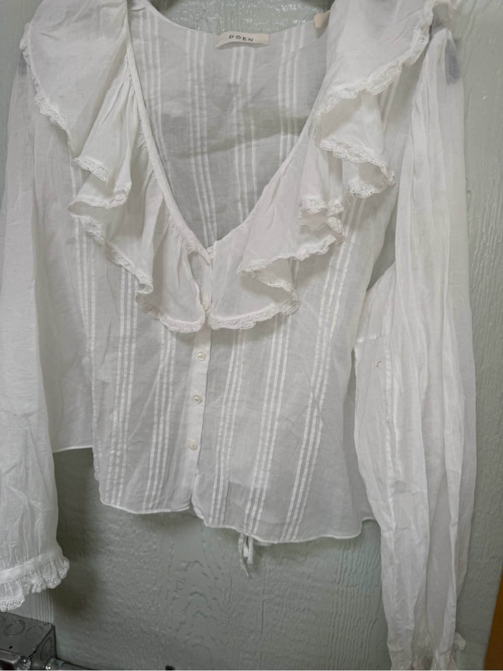 Doen Blouse - Picture 3 of 3